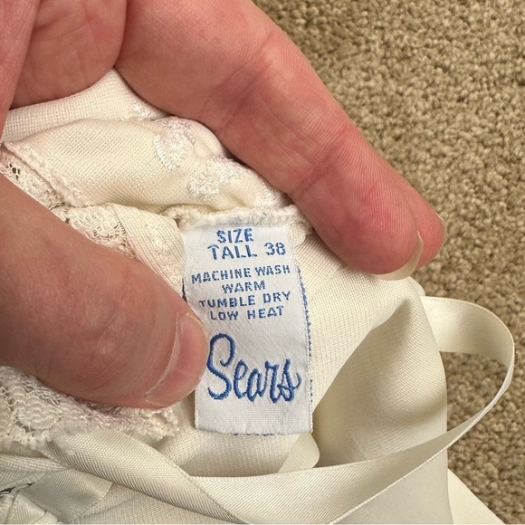Vintage 60s Sears “The Doesn’t Slip” Intimates Dress Long 38 (M/L) Cream Lace - Picture 6 of 8